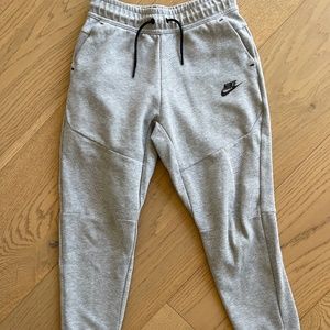 BOYS Nike Tech Fleece Joggers